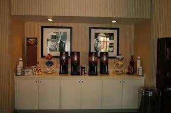 Hampton Elizabeth Hotel