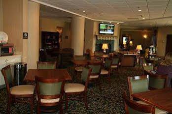Hampton Elizabeth Hotel