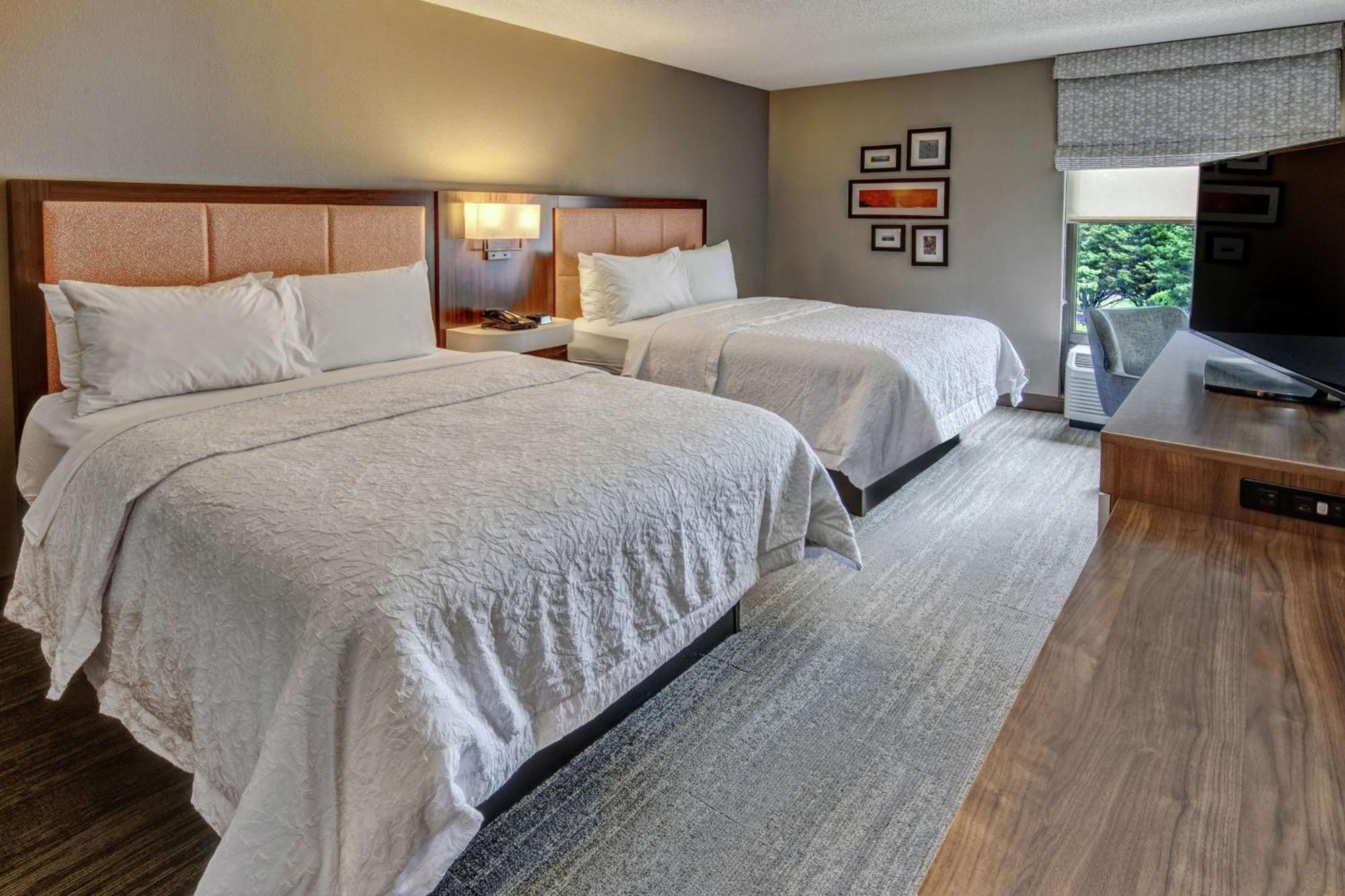 Hampton Elizabeth Hotel