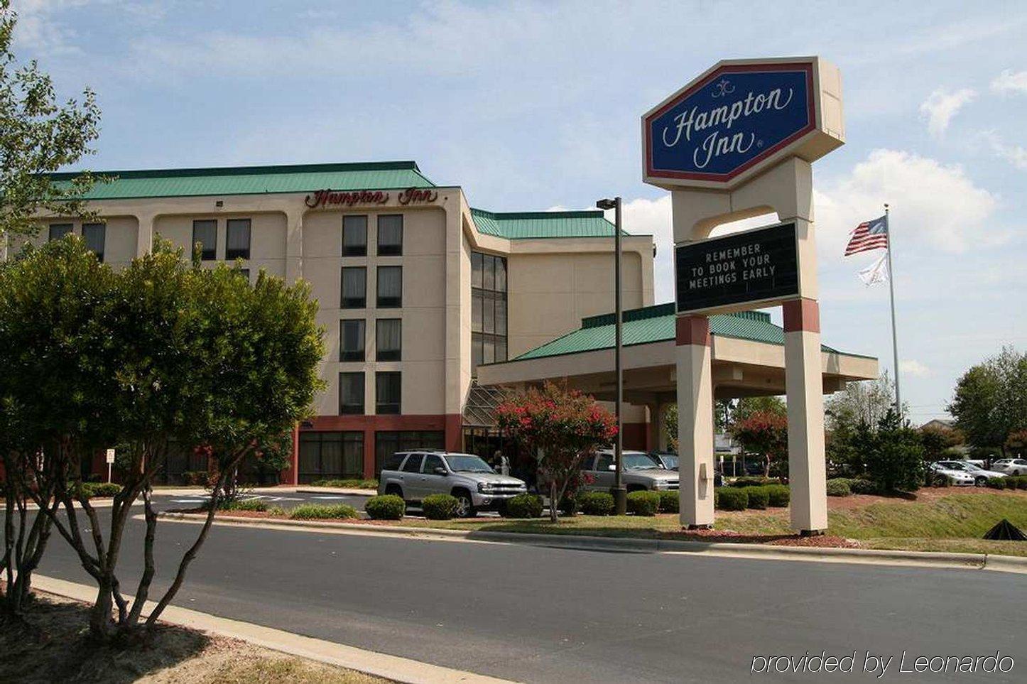 Hotel Hampton Elizabeth 3*