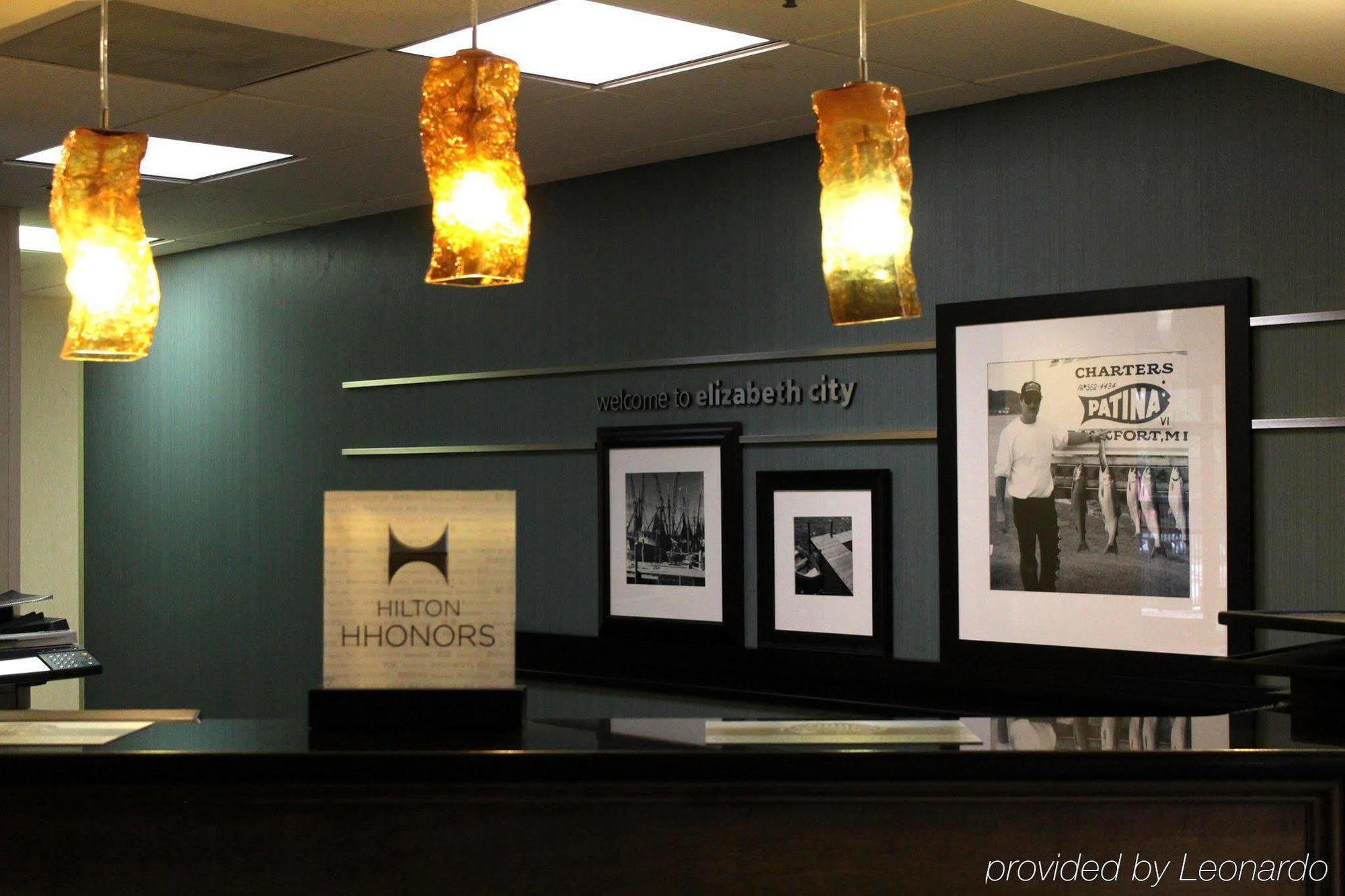 Hotel Hampton Elizabeth 3*